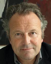 2003: The Basel Institute is established by Professor Mark Pieth.