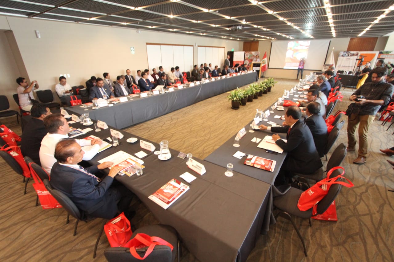 Regional governor meeting in Peru