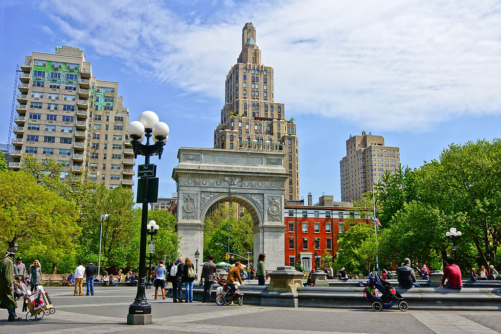 Washington Square Park. Photo by Jean-Christophe Benoist [https://creativecommons.org/licenses/by/3.0)]